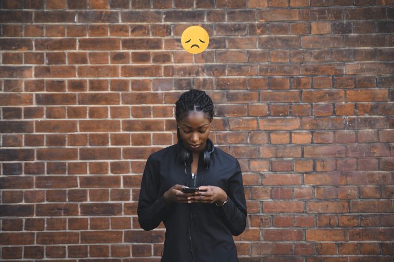 things to text your girlfriend when she's sad